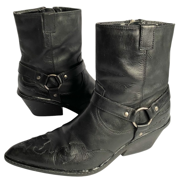 Harley-Davidson Shoes - Harley-Davidson Western Style Point toe Harness boots US8